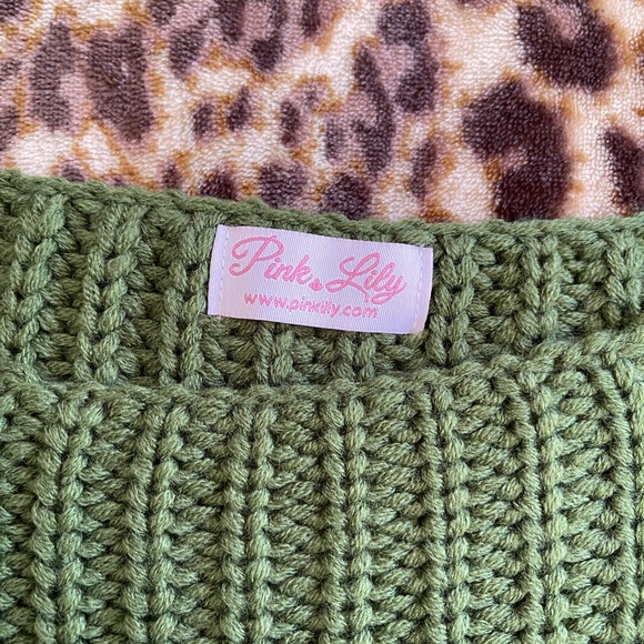 Pink Lily Sweater - Picture 4 of 6